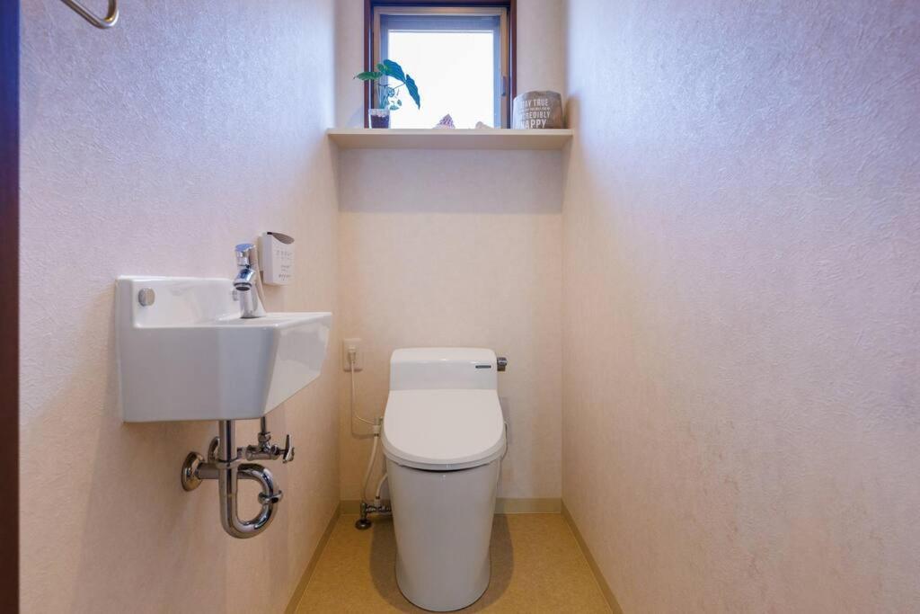 Bbq可能 庭付き一棟貸 ビーチまで3分 宇利島車で7分 最大8人 Luana House Villa Nago Exteriör bild