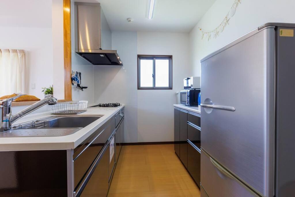 Bbq可能 庭付き一棟貸 ビーチまで3分 宇利島車で7分 最大8人 Luana House Villa Nago Exteriör bild